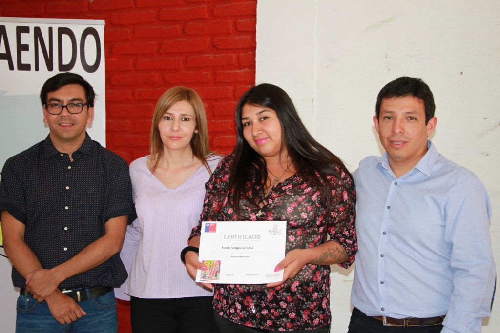 alcalde (s) Fabián Muñoz - Apoyos Familiares y Beneficiaria