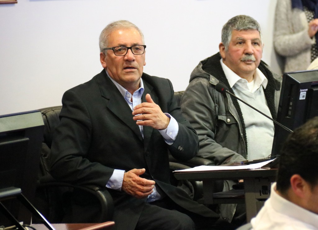 Alcalde Exponiendo en Consejo Regional