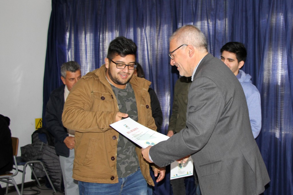Alcalde Guillermo Reyes Entrega de Becas 2018