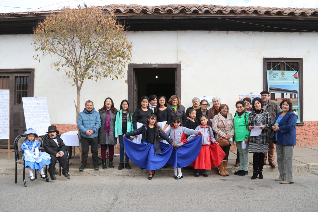 Casa Alejandrina Carvajal Escuela y Grupo sociocultural Cesfam